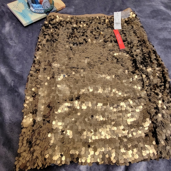 NWT New York & Company skirt - Picture 4 of 4